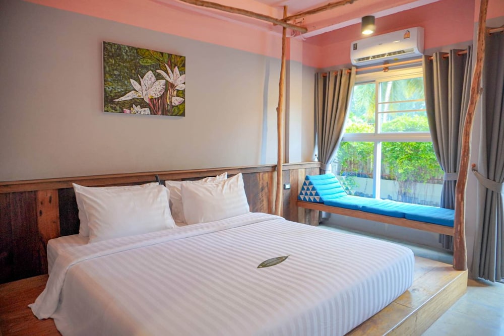 Deluxe Room - Photo 1