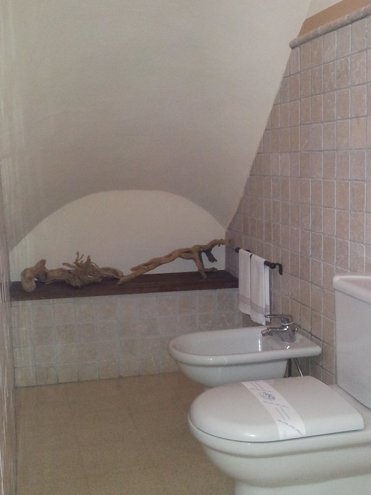 Economy Double Room - Photo 5