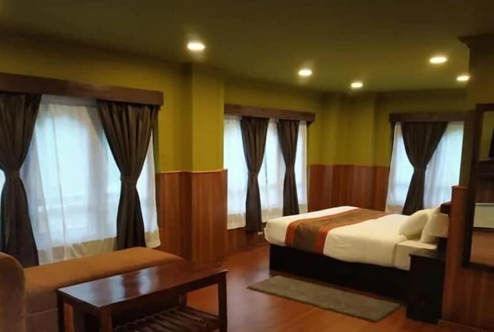 Deluxe Double or Twin Room photo 1