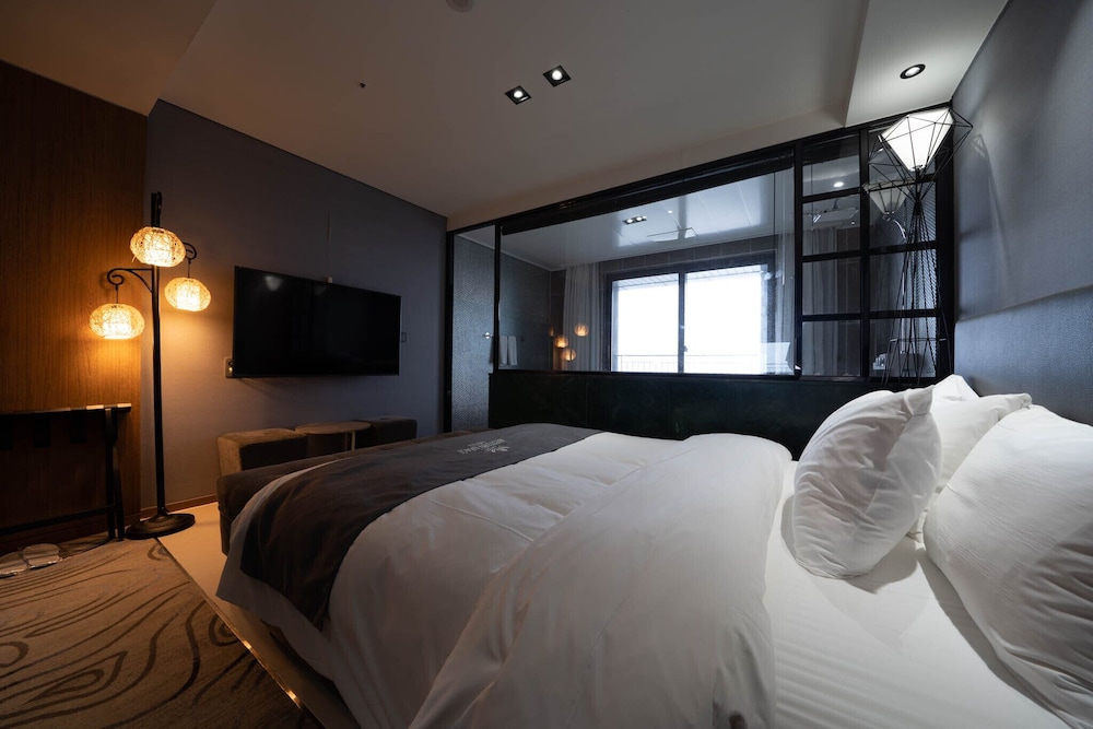 Jacuzzi Double Room