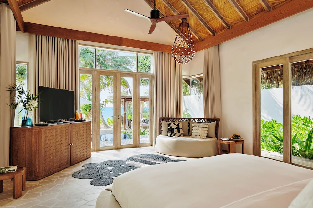Sunset Beach Villa with Private Pool
