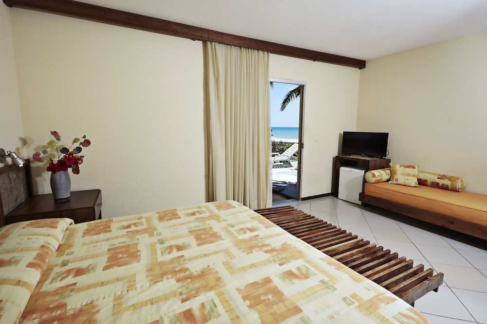 Bungalow, Sea Facing - Photo 1
