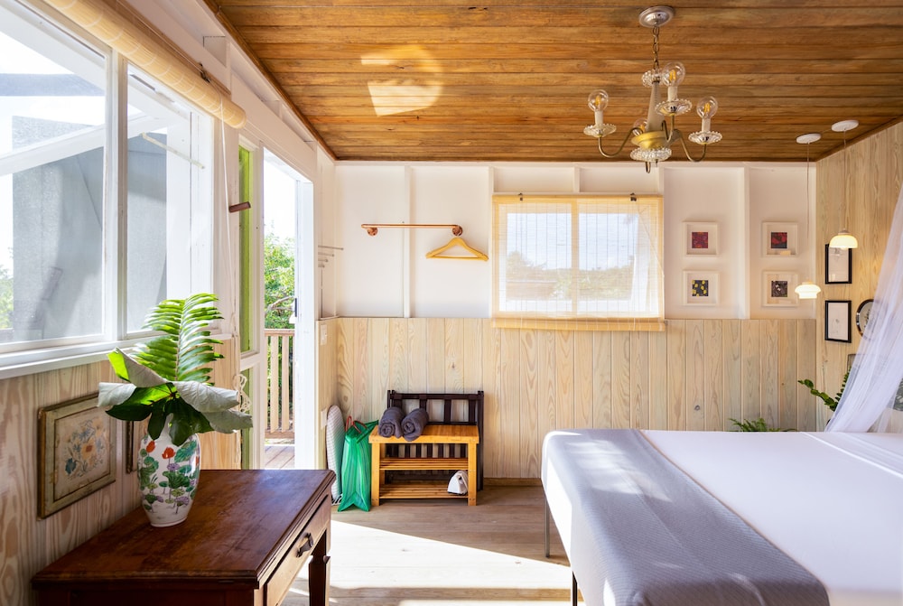 Signature Tree House, 1 King Bed, Kitchen, Garden View