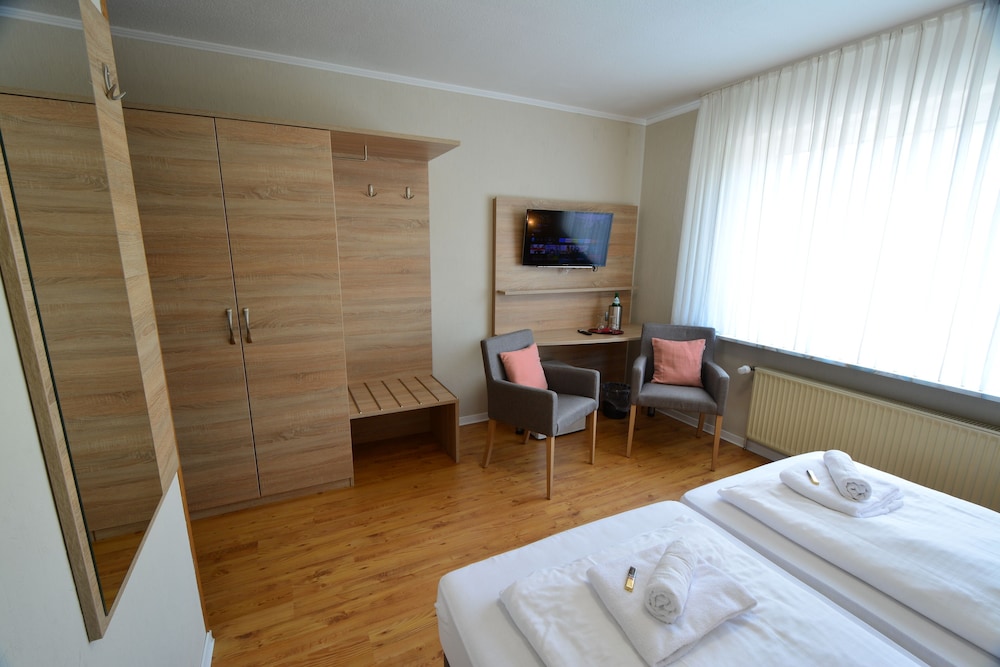Standard Double Room photo 2