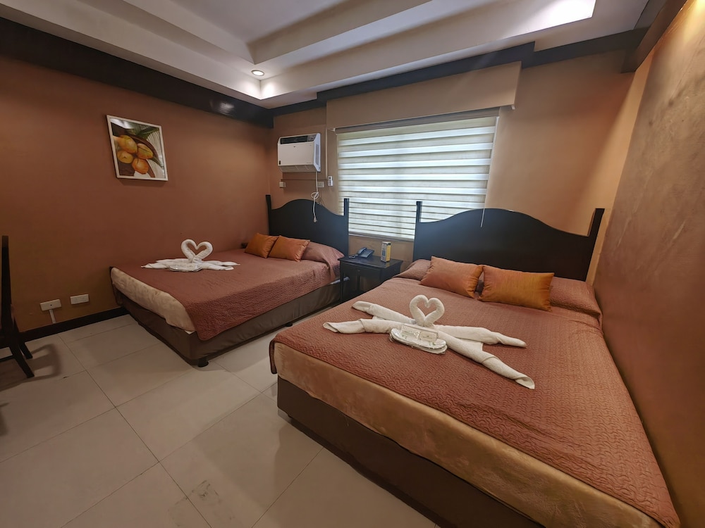 Family Studio, Multiple Beds (Deluxe)