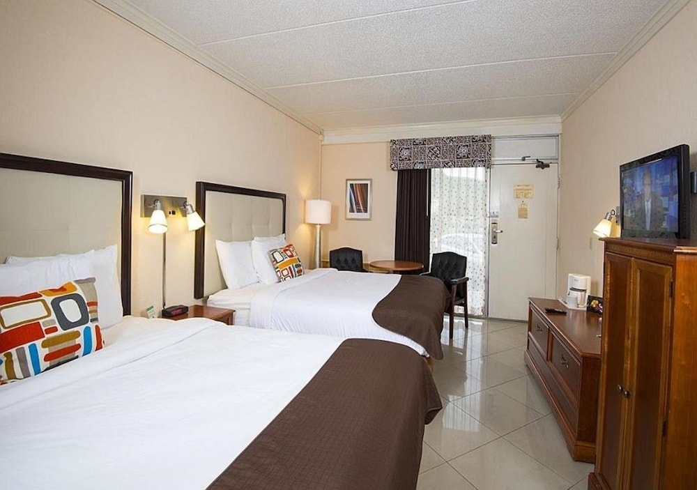 Standard Room, 2 Double Beds