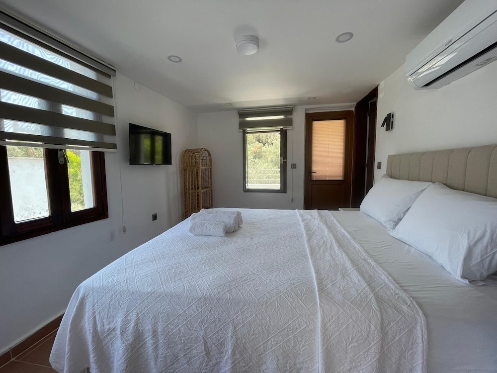 Panoramic Double Room, Balcony, Mountain View