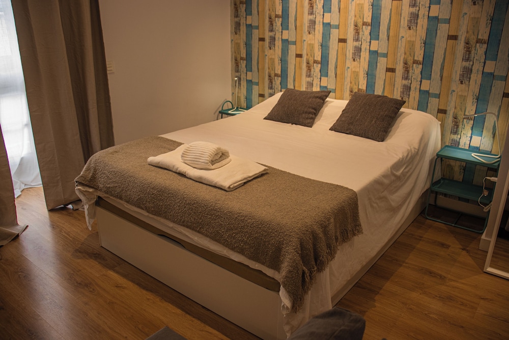 Comfort Double Room, City View