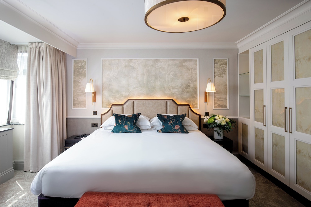 Luxury Suite photo 1
