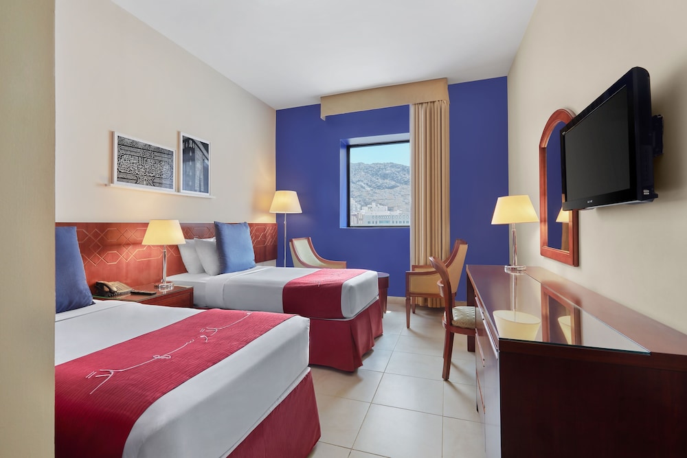 Standard Twin Room - Photo 3