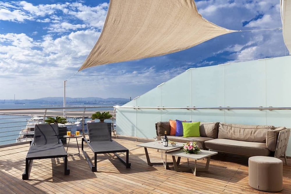 Suite, Ocean View photo 2