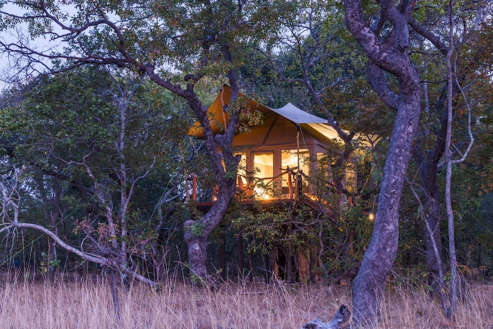 Double Room (Safari Tent) photo 2