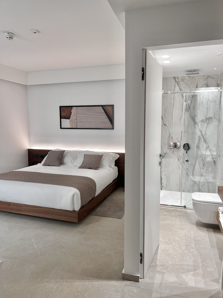 Executive Courtyard Suite photo 2