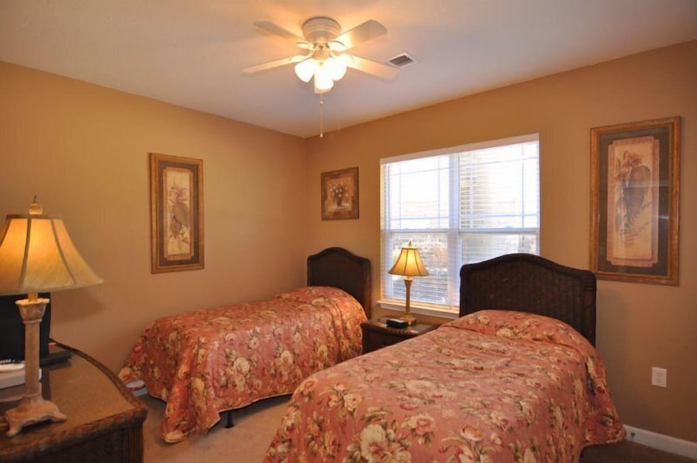 Condo (240-06 Woodlands Way (Crow Creek)) photo 1