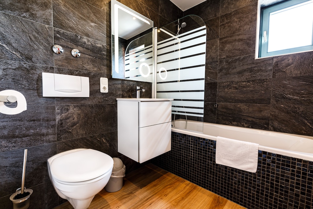 Triple Room - Photo 10