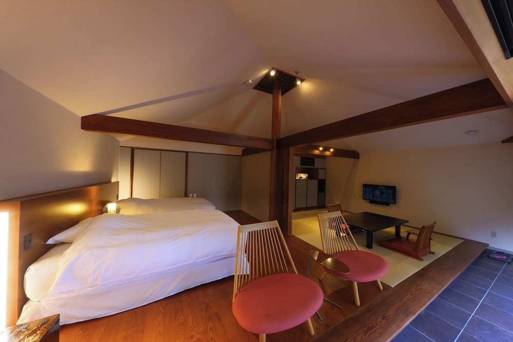 Homura Superior Room (Sou)