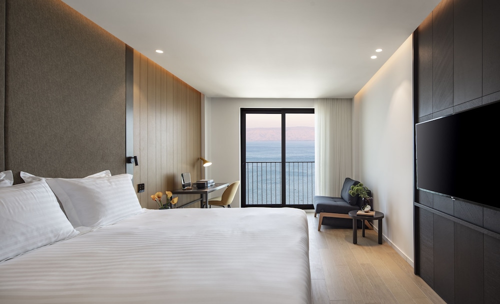 Premium Room - Photo 2