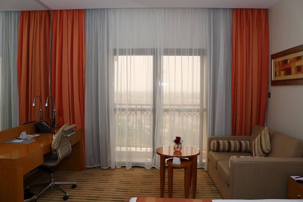 Standard Room, 2 Twin Beds, Balcony - Photo 16