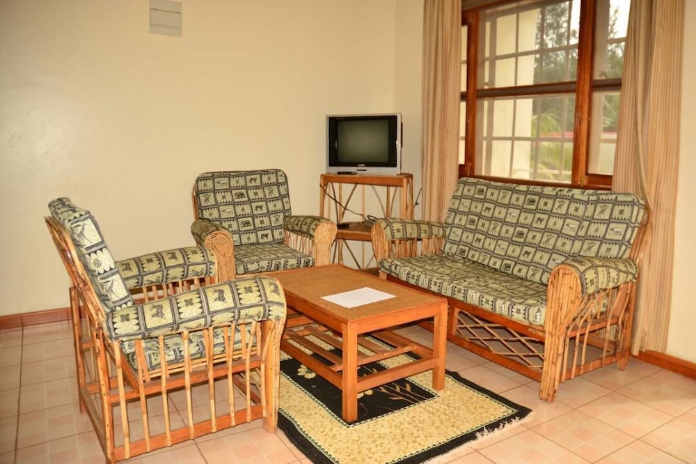 Family Apartment, 2 Bedrooms photo 2