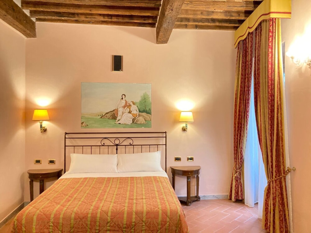 Classic Room - Photo 2