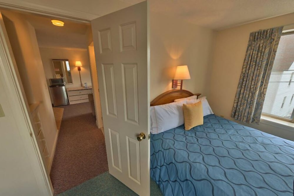 Suite photo 1