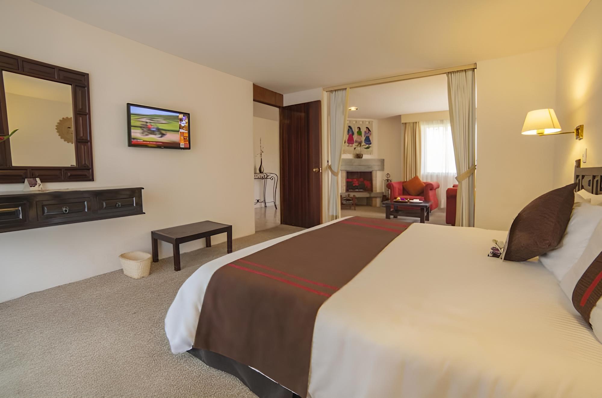 Suite, 1 King Bed (Master) photo 3