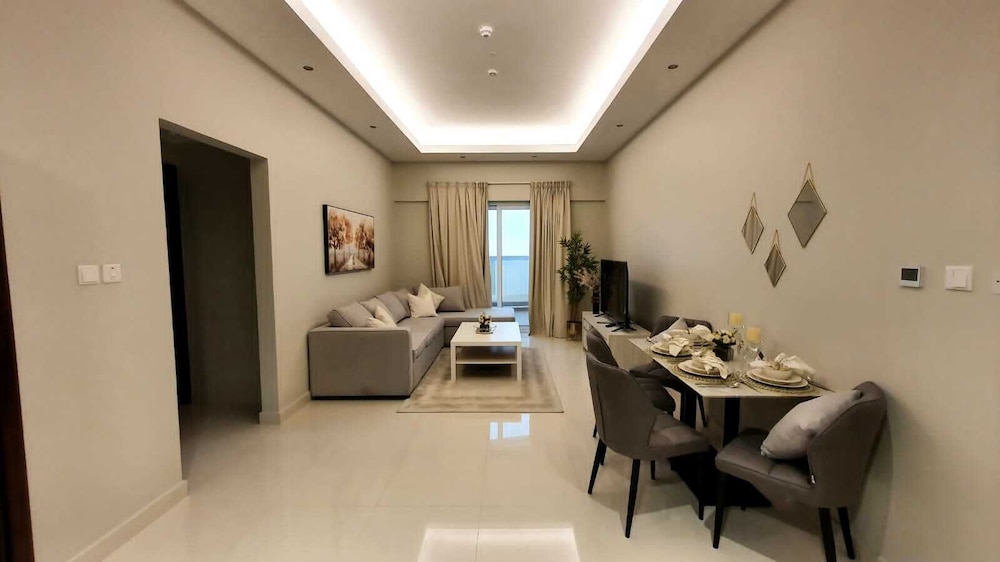 Deluxe Apartment, 2 Bedrooms photo 2