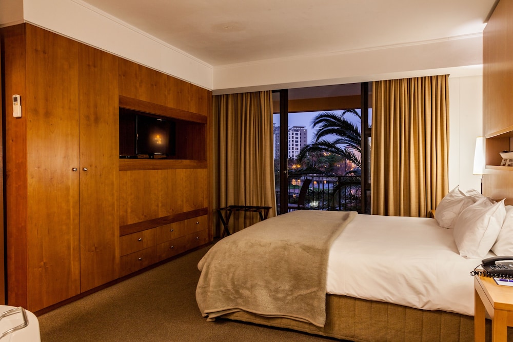 Suite - Photo 7