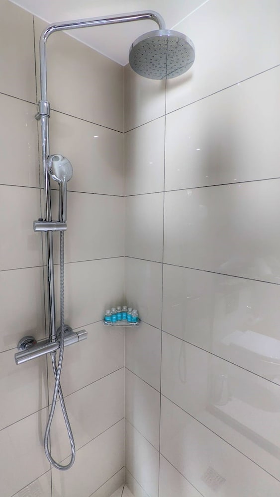 Standard Double or Twin Room (1 Bedroom) - Photo 2