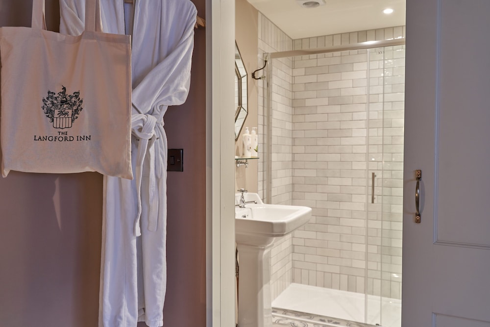 Luxury Double Room, Private Bathroom photo 3