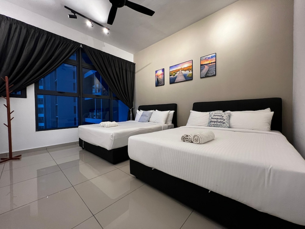 Exclusive Apartment, 1 Bedroom, Pool View photo 3