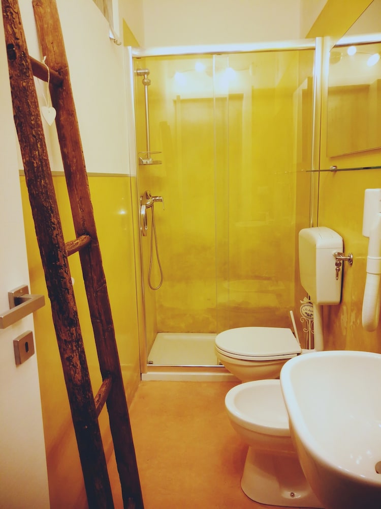 Traditional Triple Room photo 3