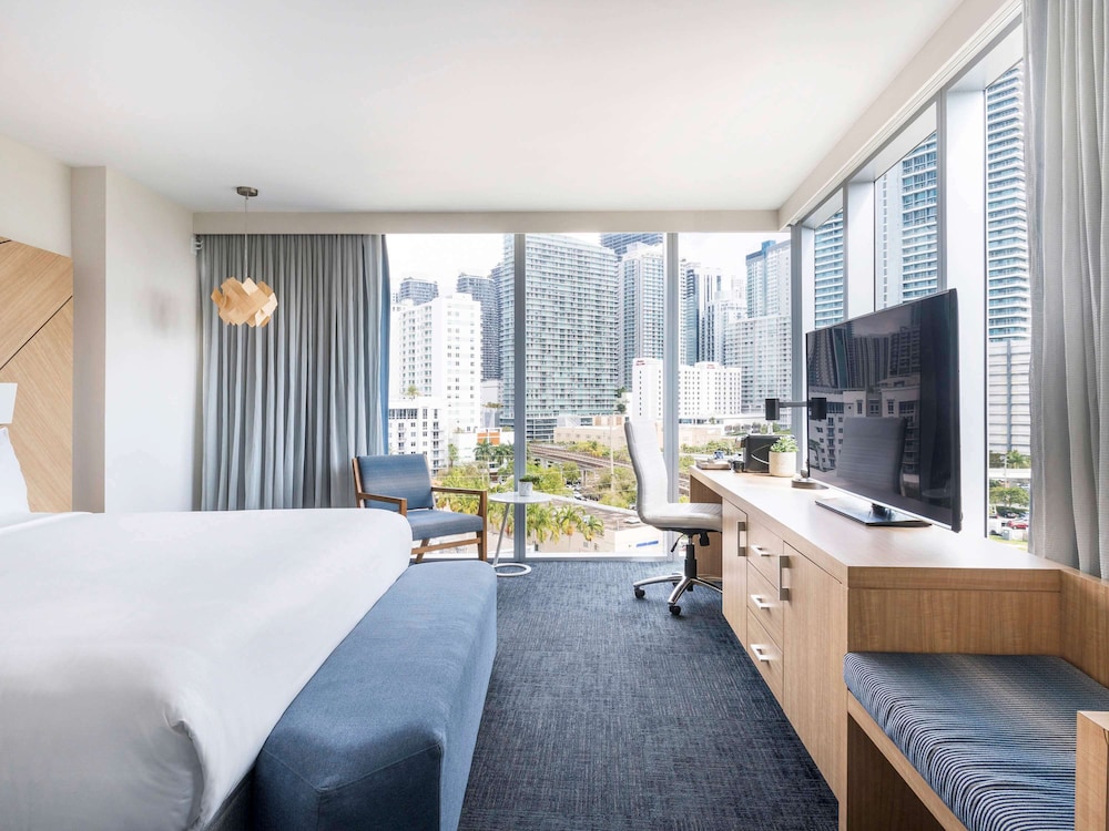 Executive Suite, 1 Bedroom (King, City and Bay view)