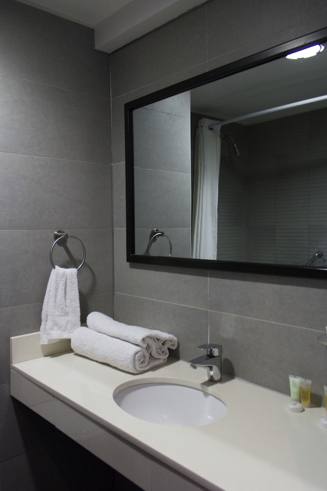 Triple Room, 3 Twin Beds, Private Bathroom photo 2