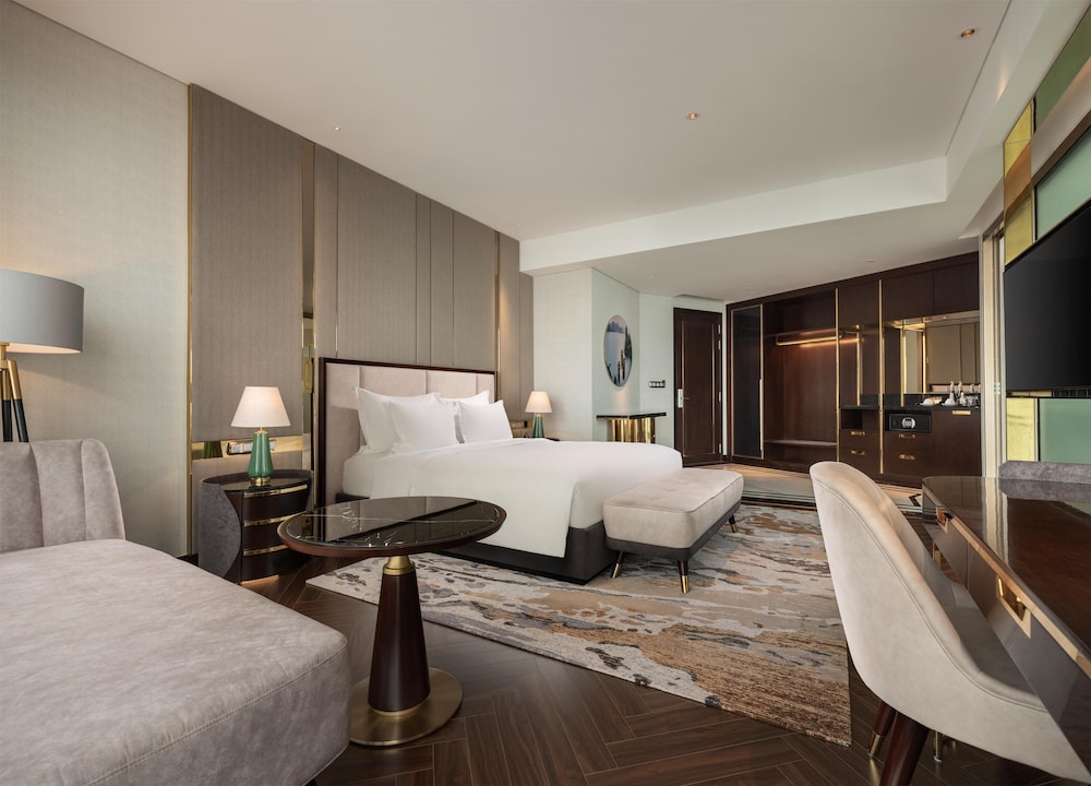 Executive Room, Bay View - Photo 2