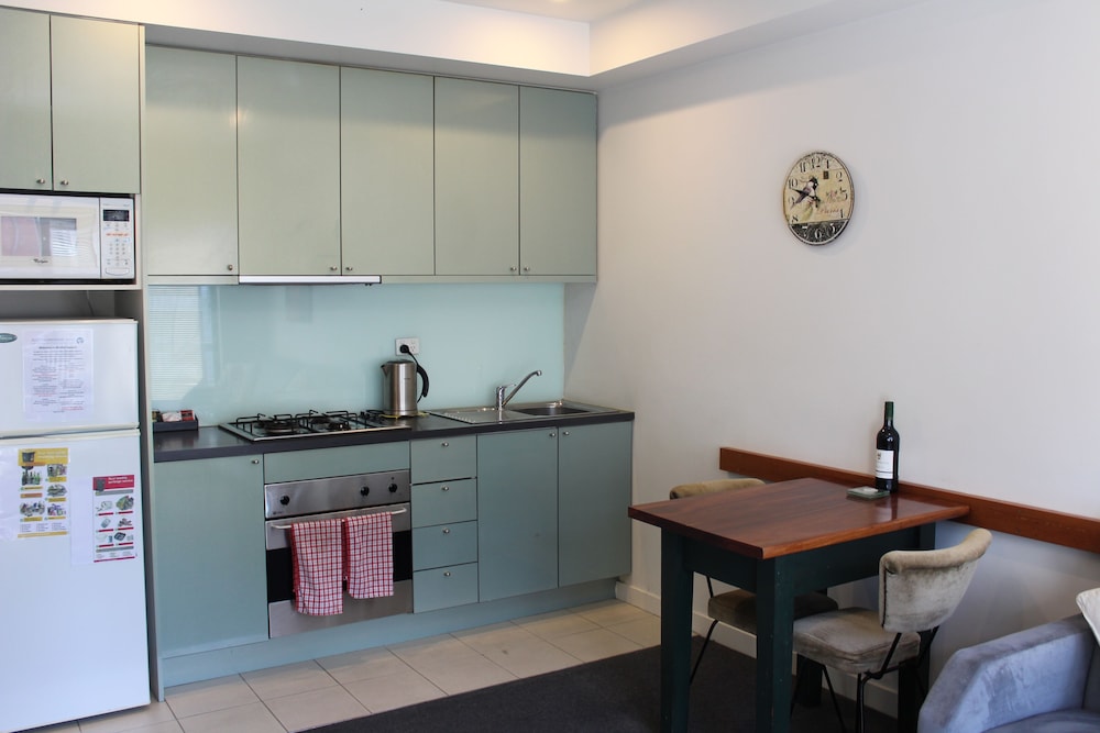 One Bedroom Apartment photo 3