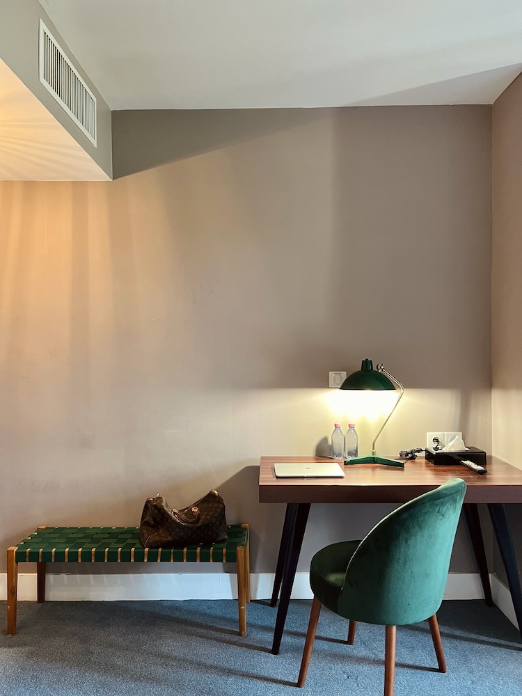 Prestige Twin Room photo 3