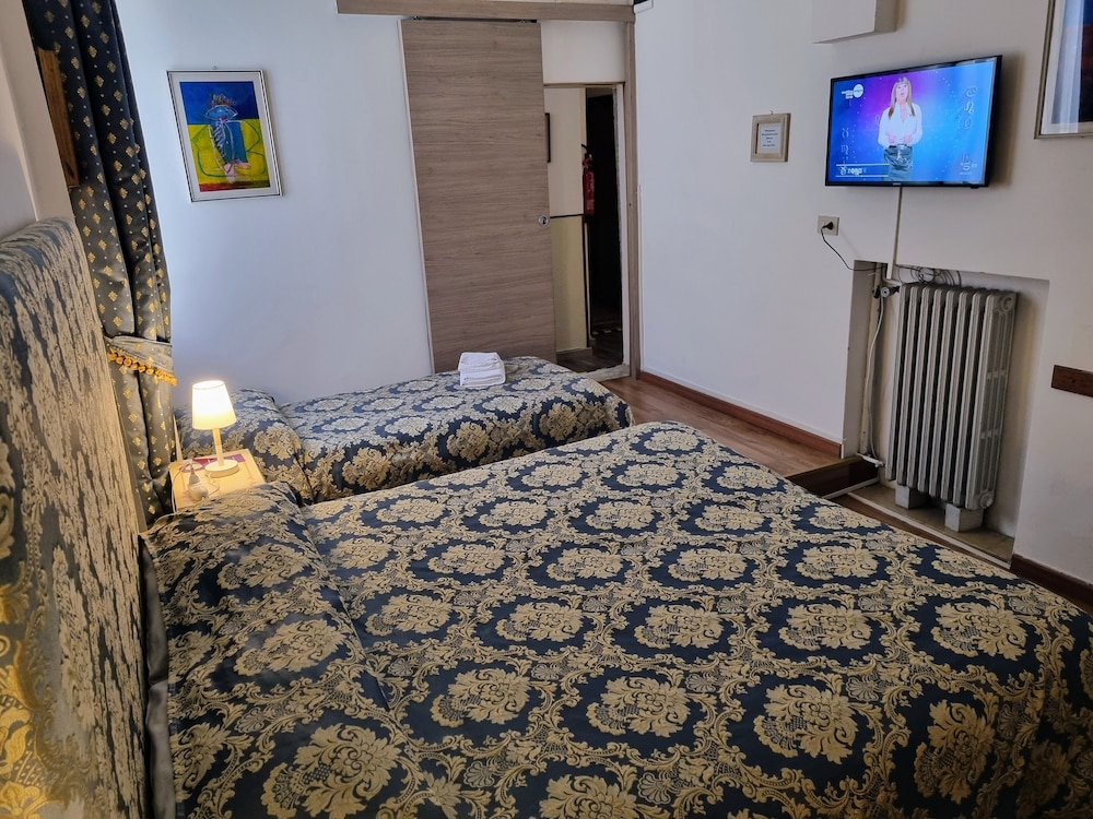 Triple Room, Balcony photo 3