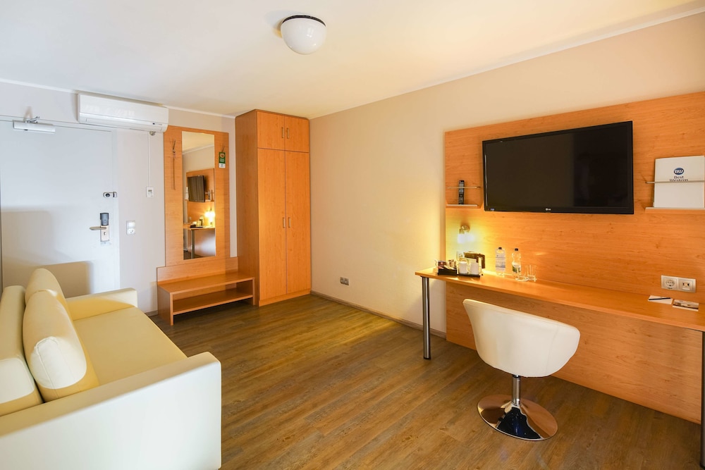 Junior Suite, 1 Double Bed (Cozy Sitting Corner;With Sofabed) photo 1