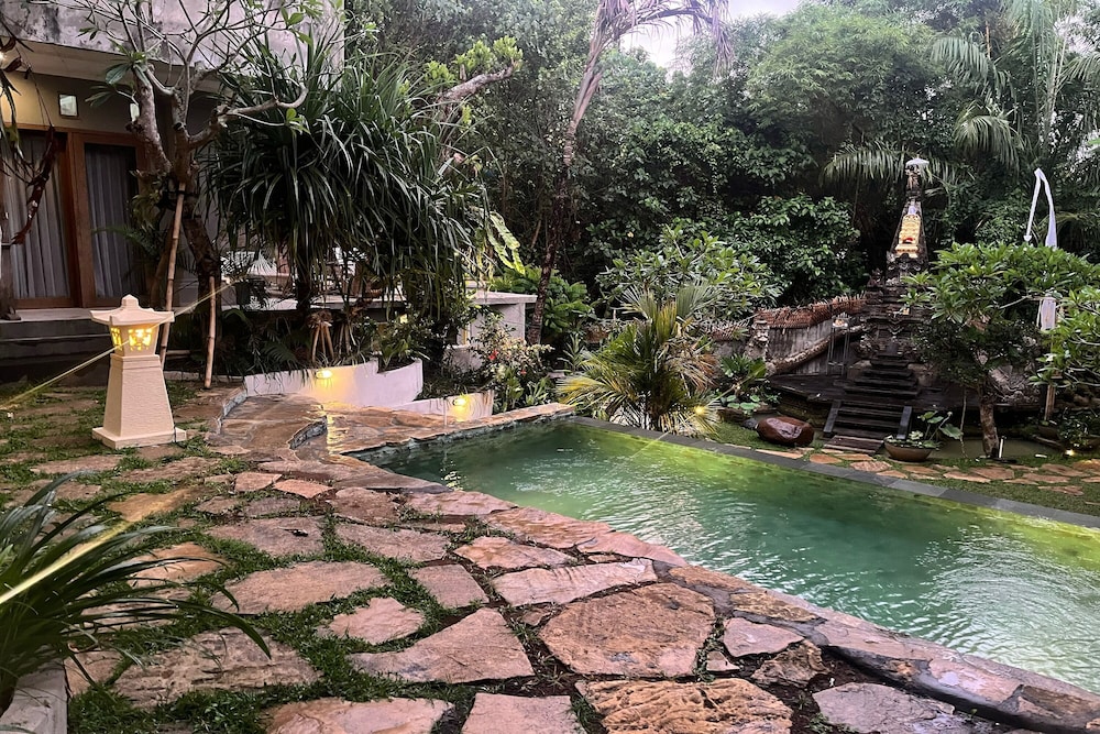 Deluxe Room, Garden View - Photo 9