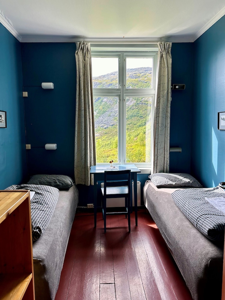 Basic Room, 2 Twin Beds
