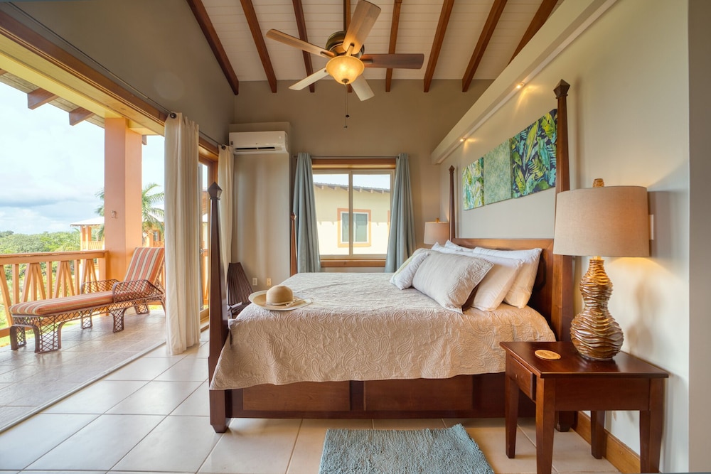 Family Penthouse, 6 Bedrooms, Sea View