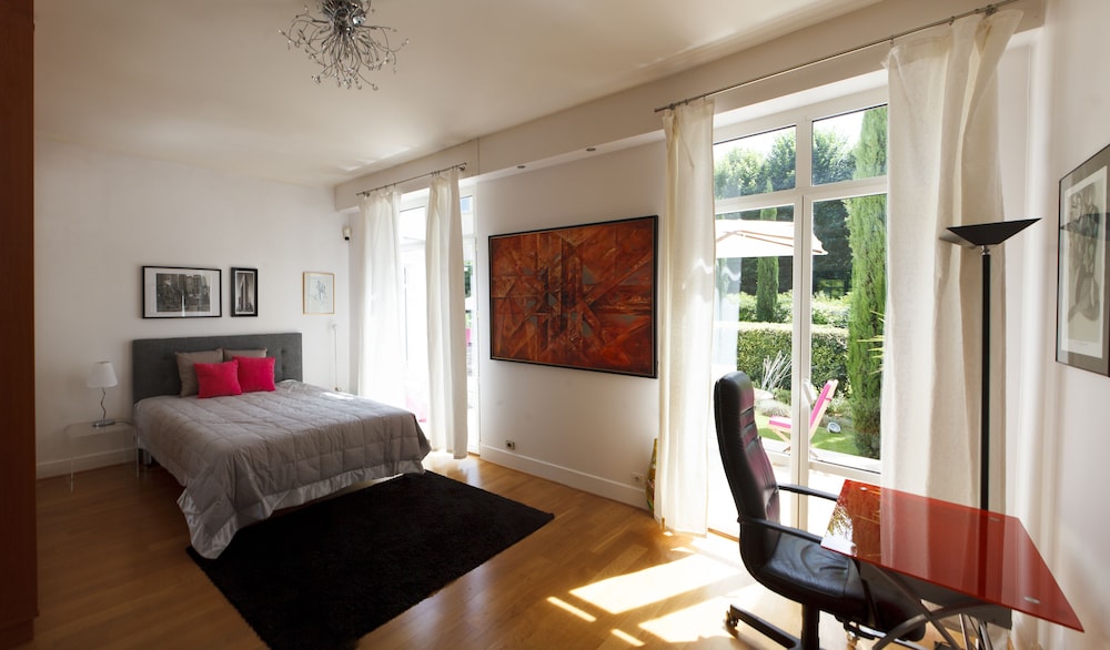 Deluxe Suite photo 1