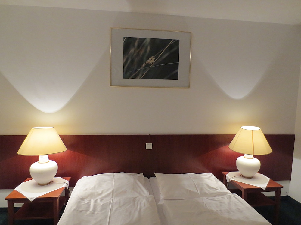 Classic Double Room - Photo 6