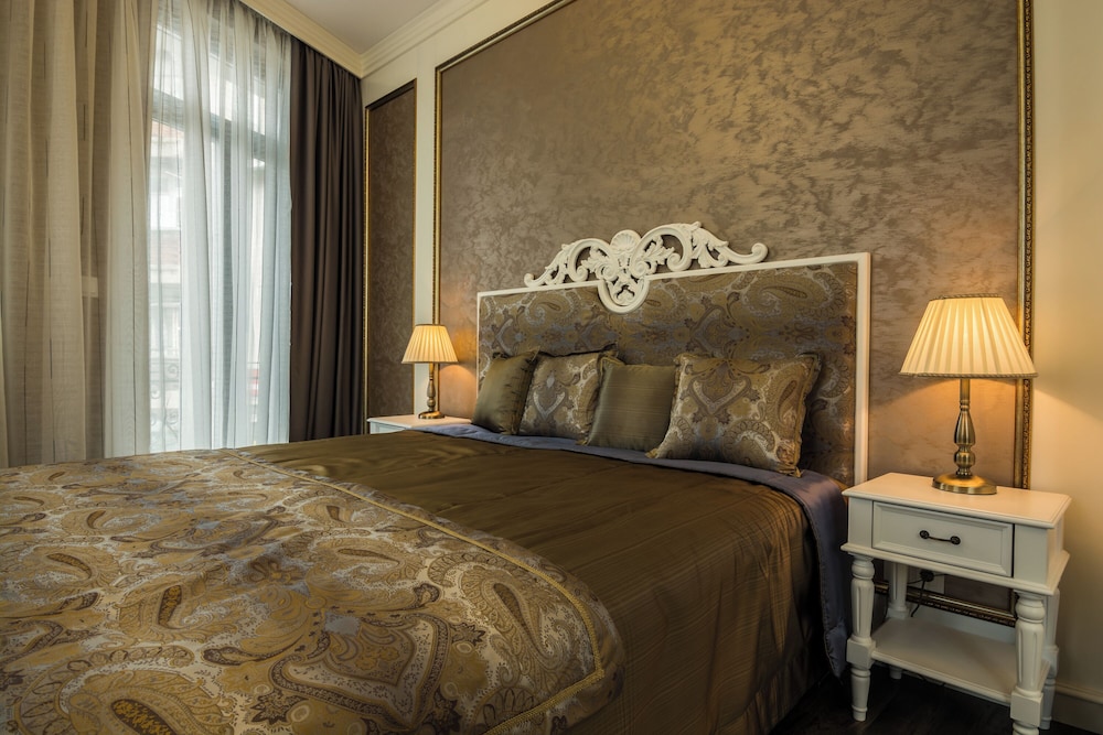 Deluxe Double Room, City View photo 1