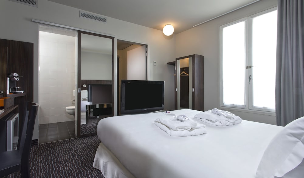 Club Double Room photo 3