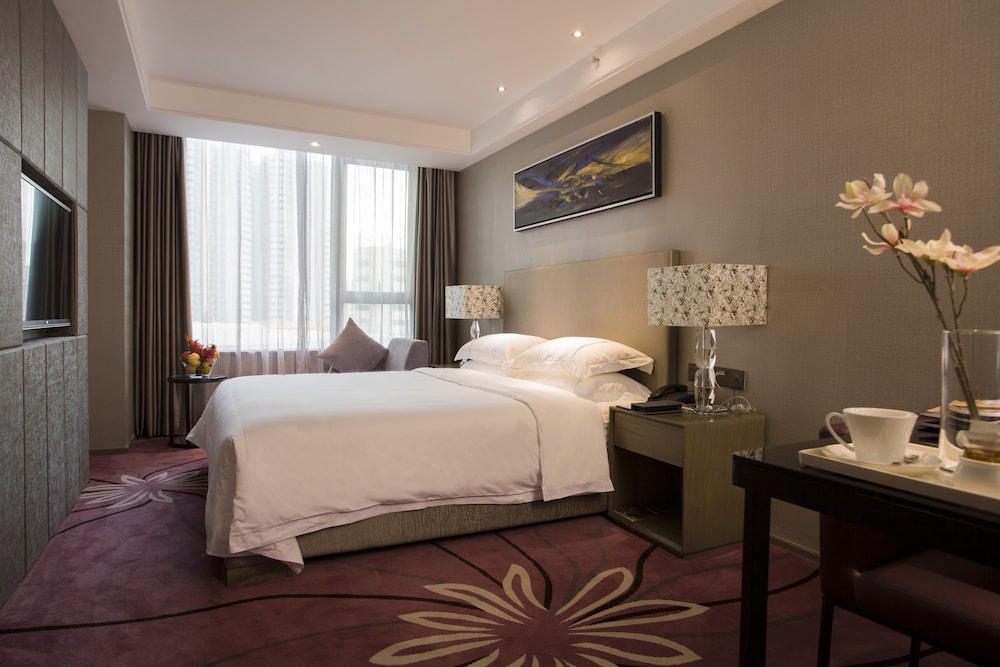 Executive Room, 1 King Bed photo 3