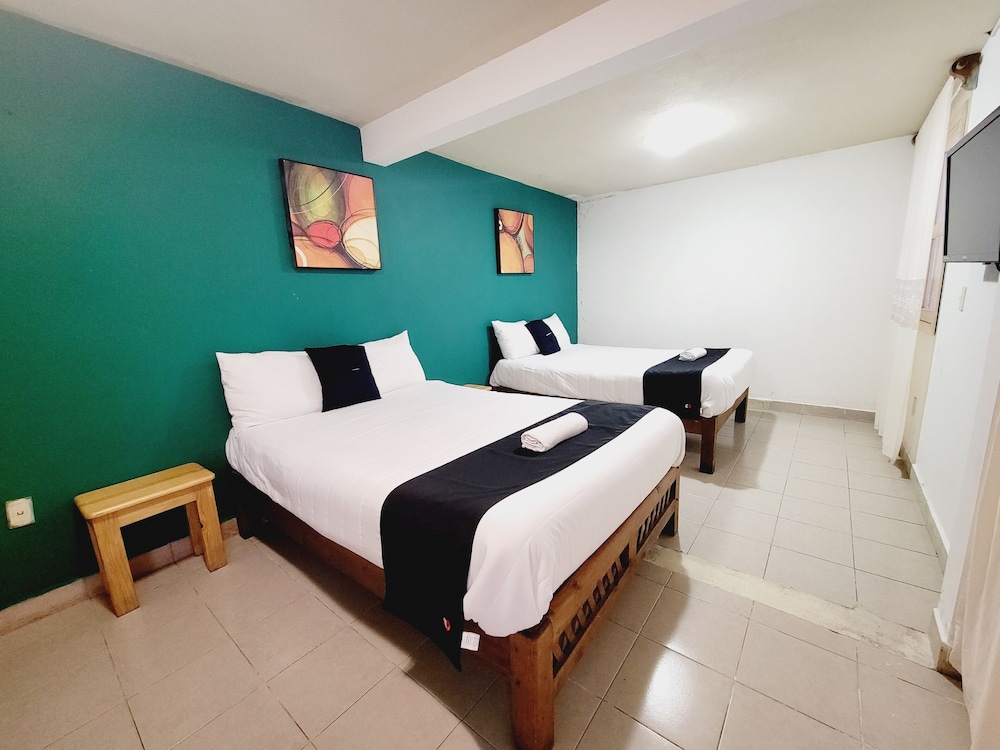 Standard Double Room, 2 Double Beds photo 2