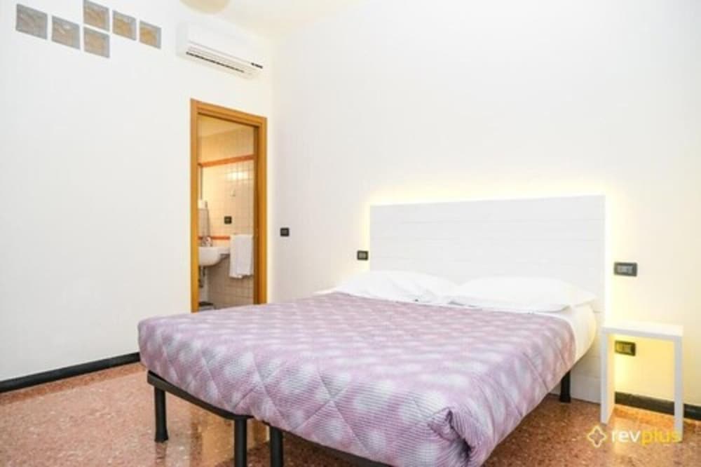 Comfort Double or Twin Room