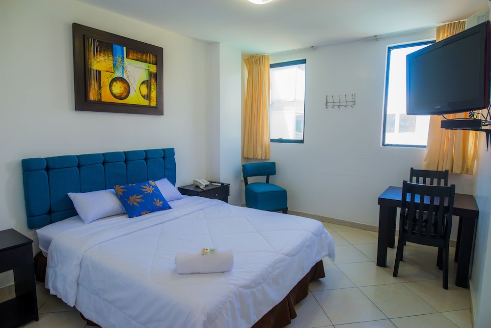 Superior Double Room, 1 Queen Bed, Private Bathroom photo 2